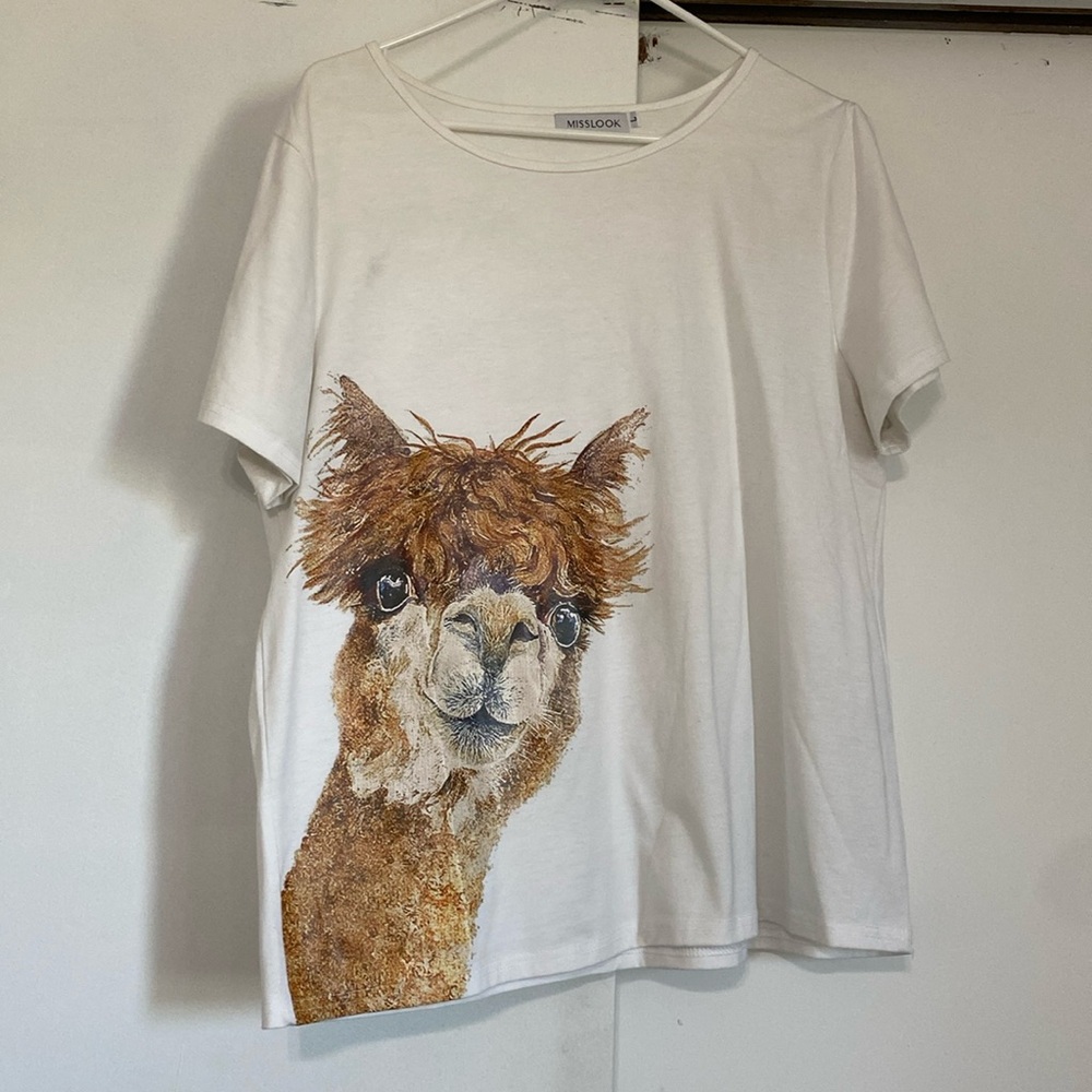 Short sleeve tee